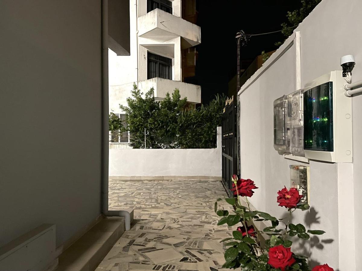 Edlira Apartments Durres Bagian luar foto